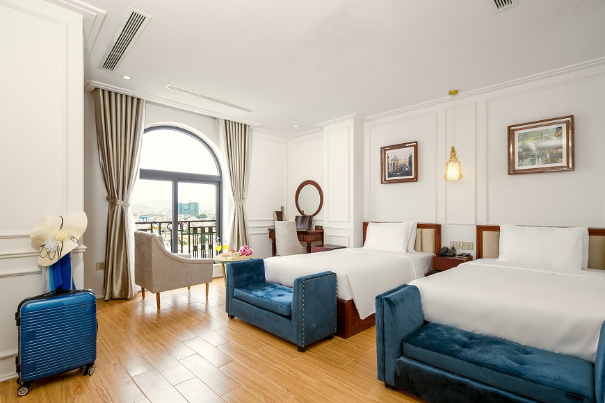 Deluxe Twin With Bathtub - Bestbooking.vn